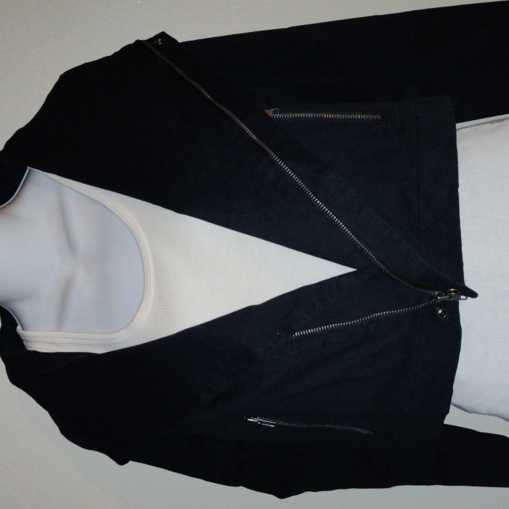 New Mossimo Asymmetrical Crop Jacket